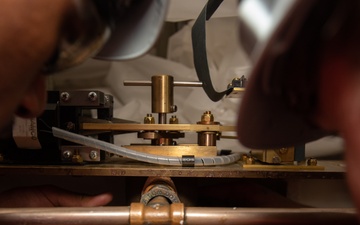 Ronald Reagan Sailors Perform Maintenance