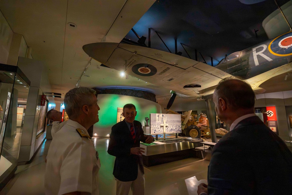 Adm. Steve Koehler, commander, U.S. Pacific Fleet, visits Australia