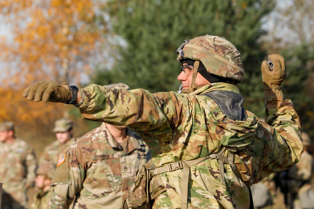 Soldiers Sharpening Skills for E3B