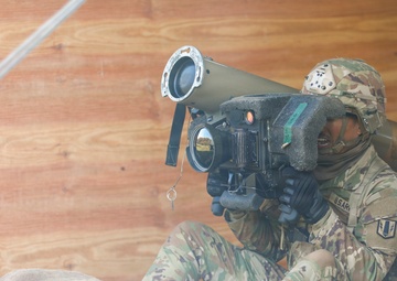 Soldiers Sharpening Skills for E3B