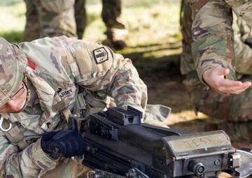 Soldiers Sharpening Skills for E3B