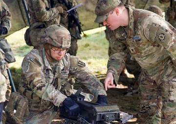 Soldiers Sharpening Skills for E3B