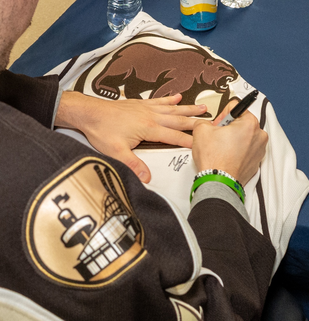 Hershey Bears visit Pennsylvania National Guard members
