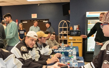 Hershey Bears visit Pennsylvania National Guard members