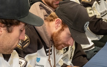 Hershey Bears visit Pennsylvania National Guard members