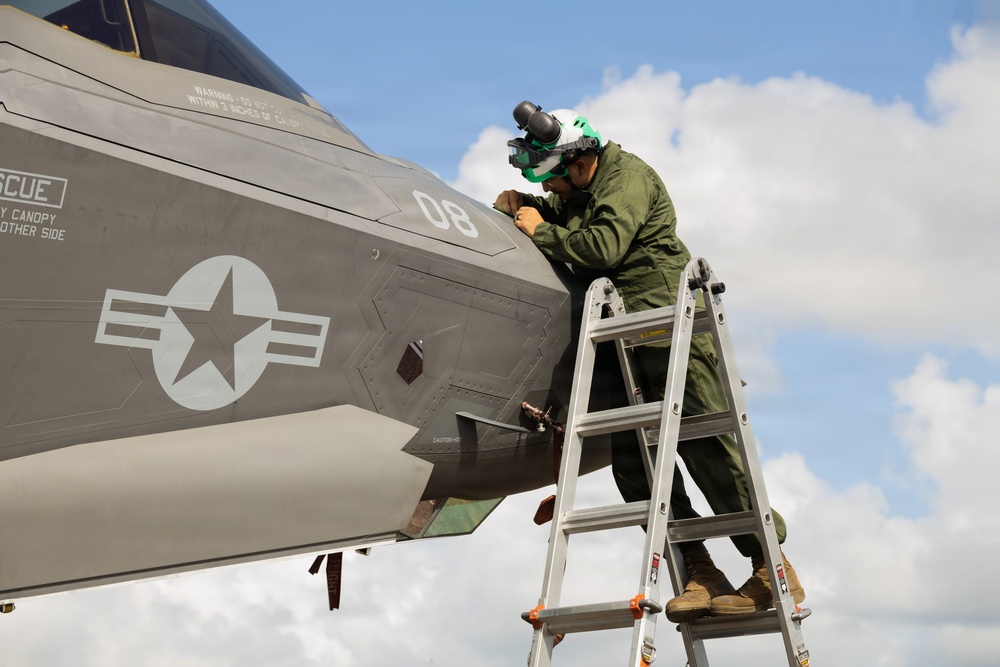 VMFA-225 conducts flight operations in Puerto Rico