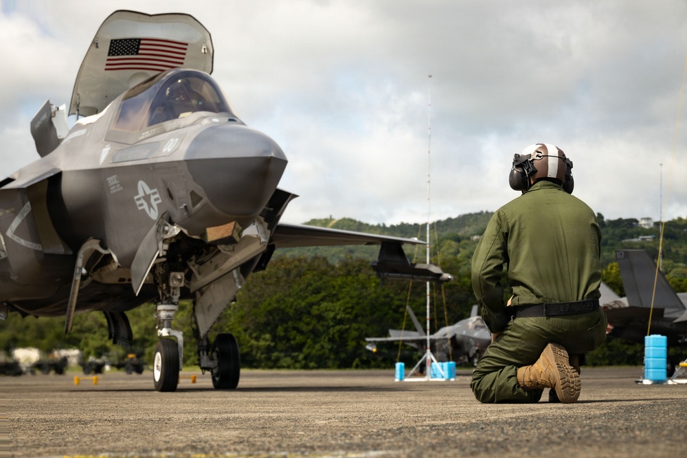 VMFA-225 conducts flight operations in Puerto Rico