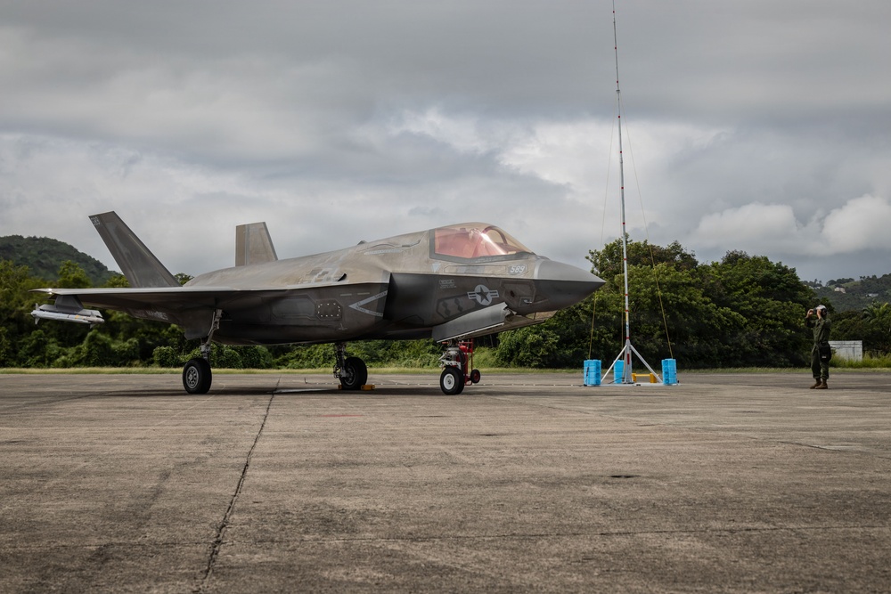 VMFA-225 conducts flight operations in Puerto Rico