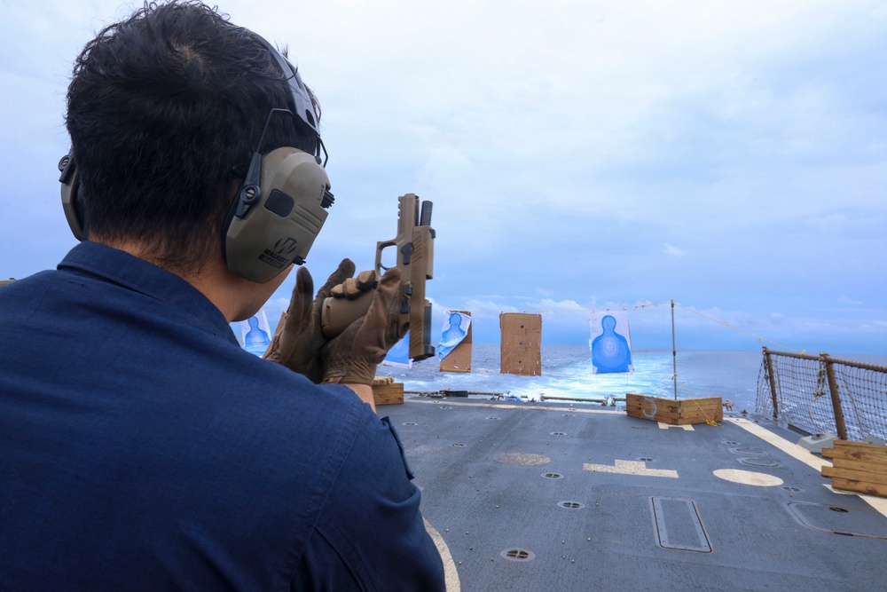 USS Bainbridge (DDG 96) Live-Fire Exercise