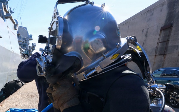 USS Bainbridge (DDG96) Mid-Deployment Voyage Repairs