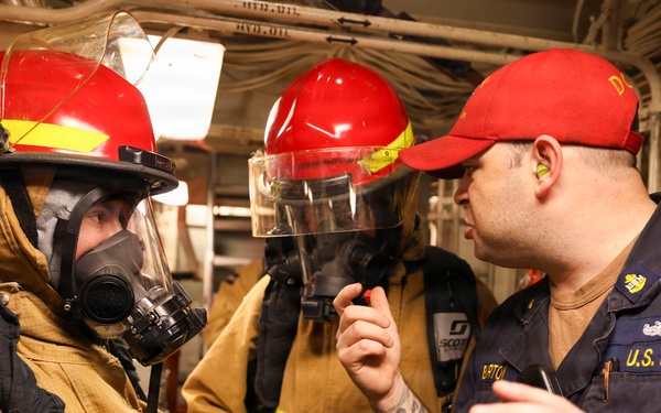 USS Bainbridge (DDG96) Damage Control Training