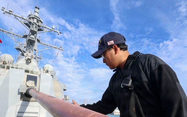 USS Bainbridge (DDG96) Mid-Deployment Voyage Repairs