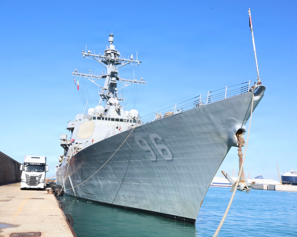 USS Bainbridge (DDG96) Moored in Civitavecchia, Italy