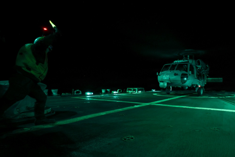 USS Bainbridge (DDG96) Flight Quarters