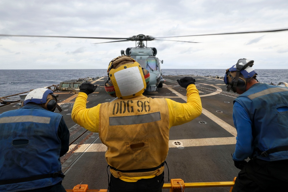 USS Bainbridge (DDG96) Flight Quarters