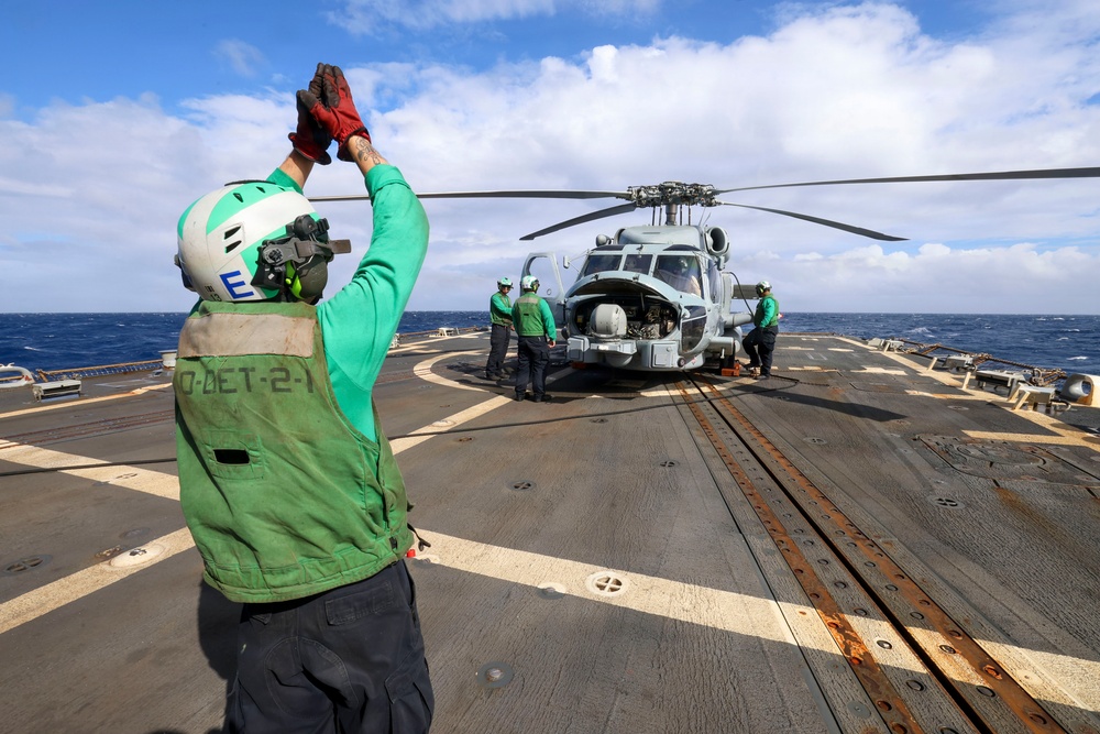 USS Bainbridge (DDG96) Flight Quarters