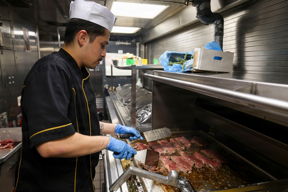 USS Bainbridge (DDG96) Galley