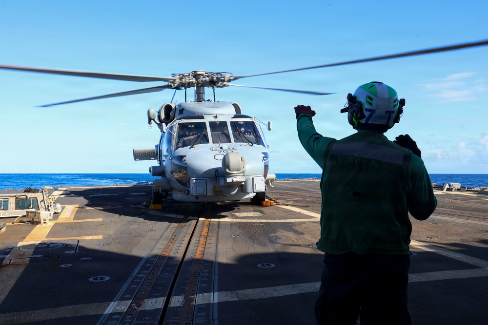 USS Bainbridge (DDG96) Flight Quarters