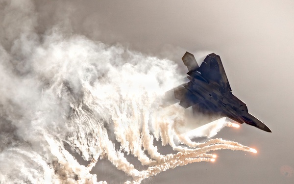 Trail of Fire: F-22 Raptor Flare Dump Over Miramar