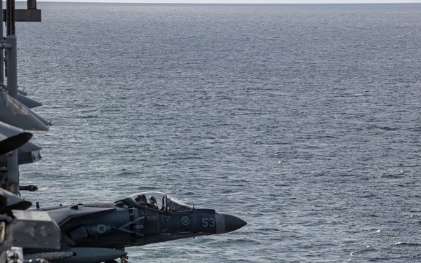 22nd MEU(SOC) | Flight Operations on USS Iwo Jima