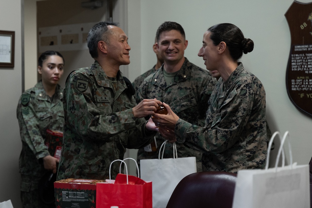 7th Communication Battalion leadership meets Japan Ground Self-Defense Force leaders