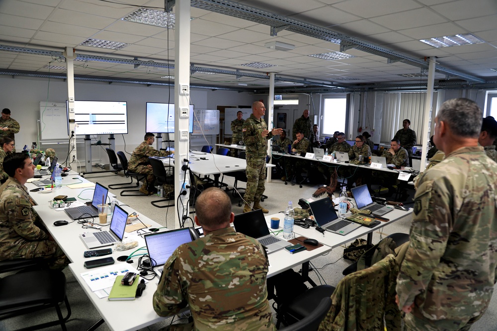 Brigadier General Cecil visits the 510th RSG