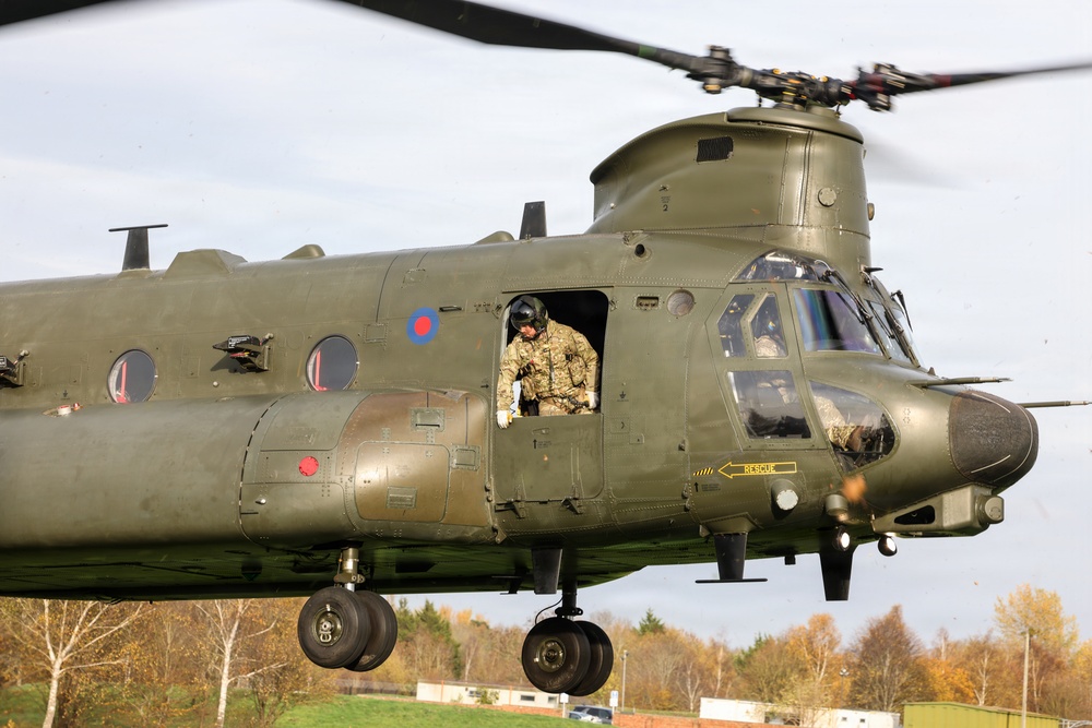 USAREUR-AF Comdander  Visits HQ ARRC