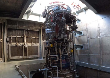 USS Roosevelt (DDG 80), NAVFAC, FDRMC, MARMC Conduct Engineering Evolution