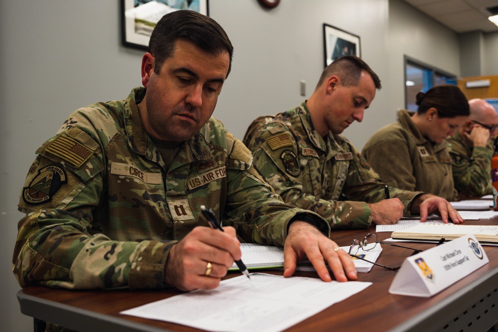 105th CGOs participate in leadership course