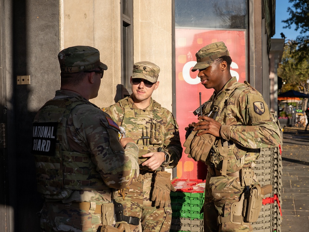 Soldiers provide a presence patrol in Georgetown and the National Mall