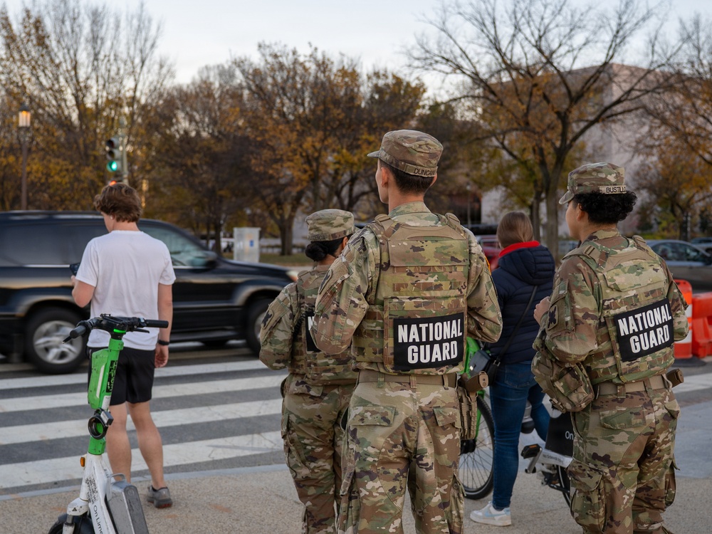 Soldiers provide a presence patrol in Georgetown and the National Mall