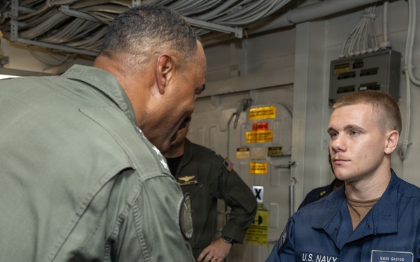 Adm. Alvin Holsey, Commander, U.S. Southern Command, Tours USS Iwo Jima