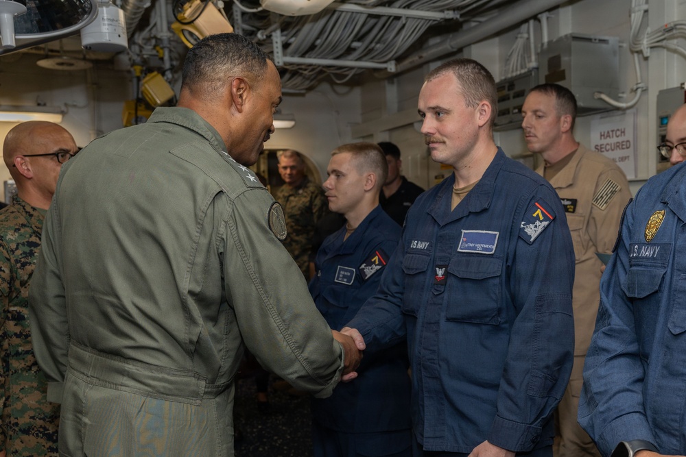 Adm. Alvin Holsey, Commander, U.S. Southern Command, Tours USS Iwo Jima
