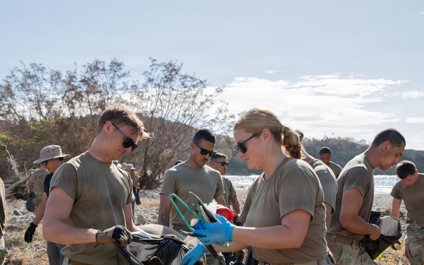 Cuzco Beach cleanup