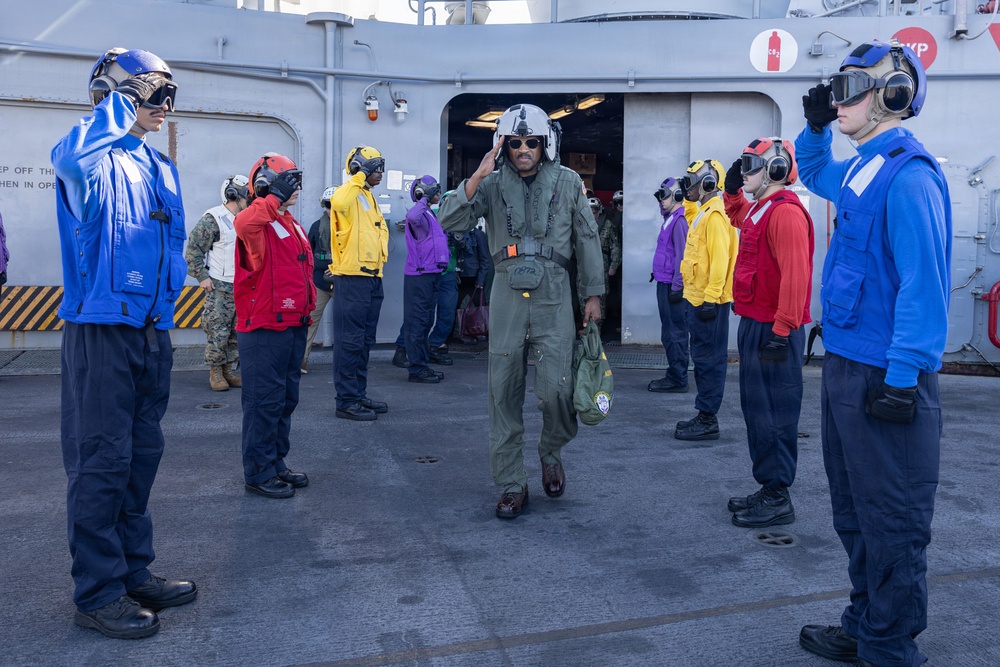 Adm. Alvin Holsey, Commander, U.S. Southern Command, Tours USS Iwo Jima