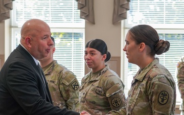 Mr. Eric Geressy, Senior Advisor to the Secretary of War (Strategy), visits Fort Leavenworth.