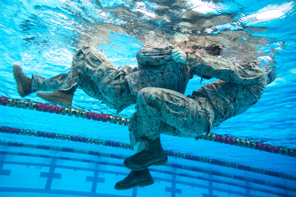 11th MEU Marines Conduct Water Survival Advanced Course