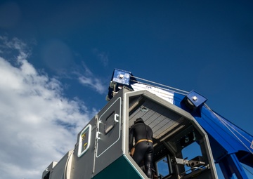 11th MEU Marines Conduct Underwater Egress Training