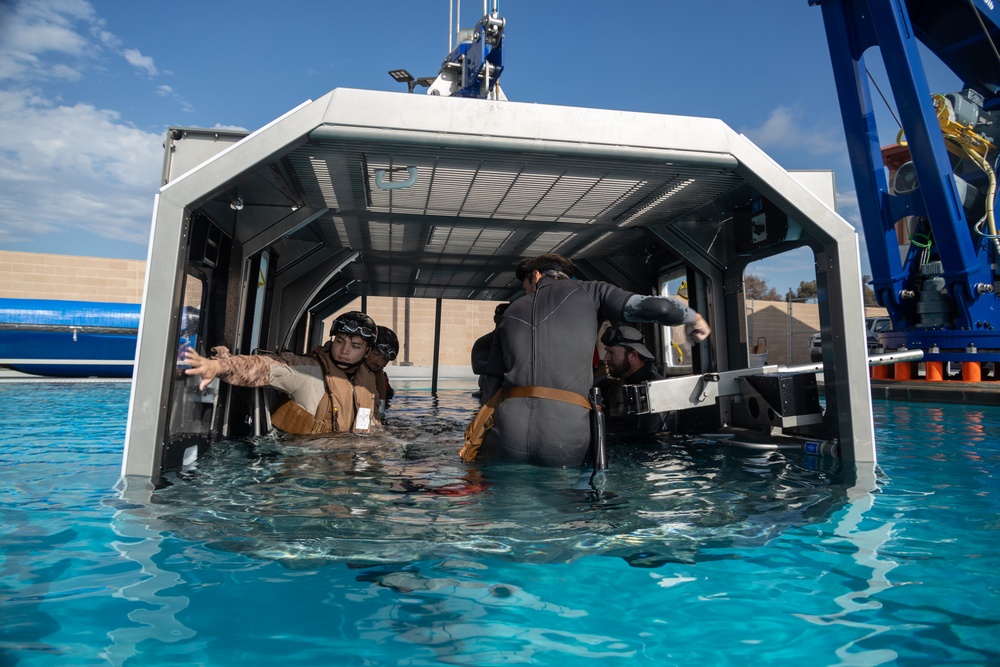 11th MEU Marines Conduct Underwater Egress Training