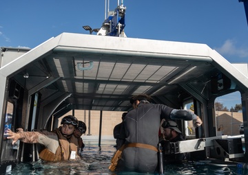 11th MEU Marines Conduct Underwater Egress Training