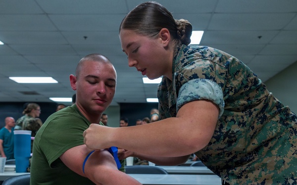 11th MEU Sailors and Marines Conduct Blood Transfusion Training