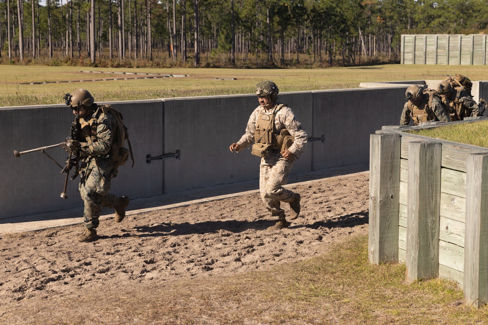 2nd Marine Regiment MCCRE: V 2/8 Live Fire Range
