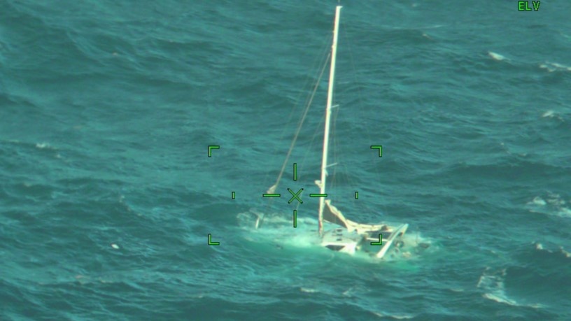 Coast Guard rescues 5 people from sinking sailboat off Cape Hatteras