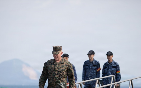 Submarine resupply: JMSDF JS Unryu visits MCAS Iwakuni