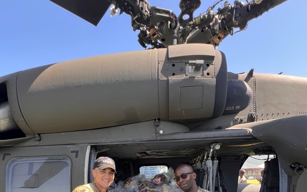 1-228, JTF-Bravo deliver food to Savanna-la-Mar, Jamaica