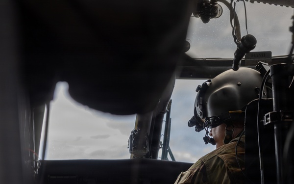 22nd MEU(SOC) | Joint Task Force – Bravo Delivers Food and Water