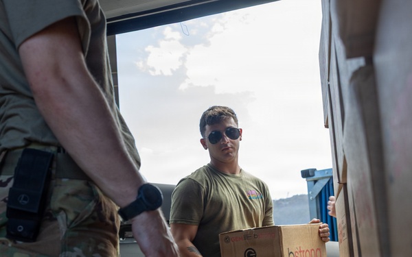 22nd MEU(SOC) | Joint Task Force – Bravo Delivers Food and Water