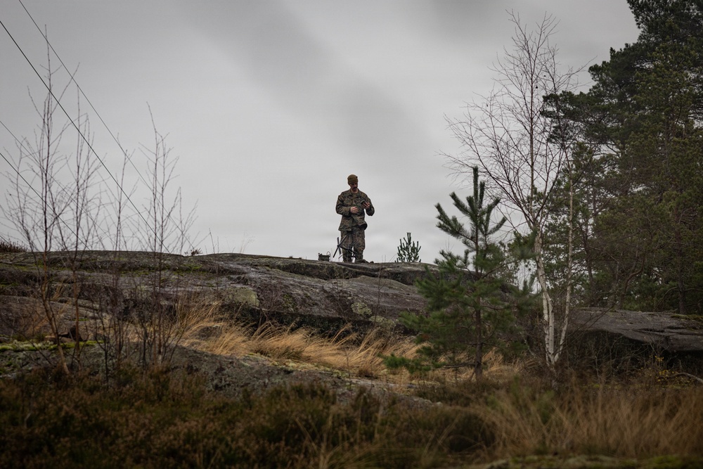 U.S. Marines sharpen communication skills through field environment testing