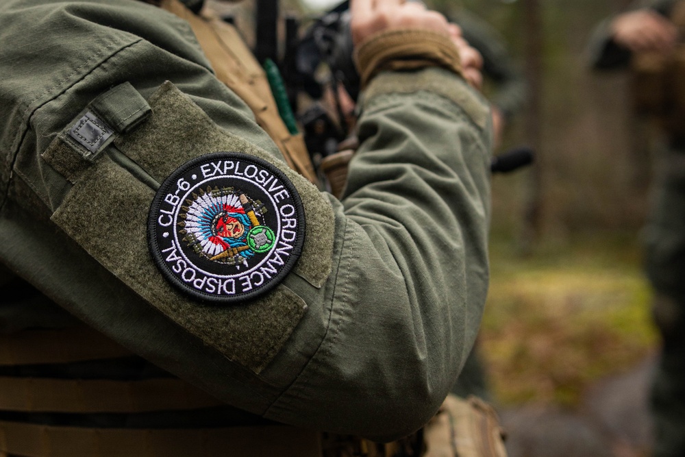 U.S. Marines sharpen communication skills through field environment testing