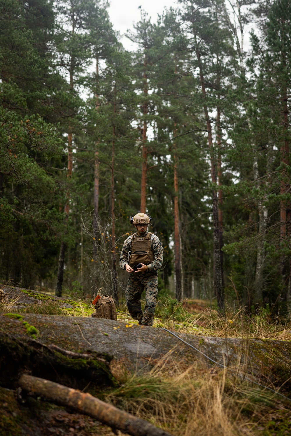 U.S. Marines sharpen communication skills through field environment testing